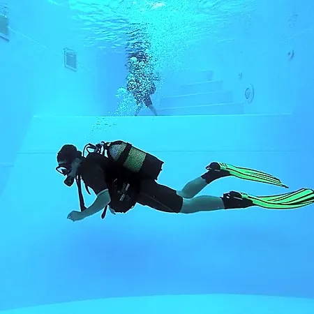 Santa Cruz Dive House - Padi Centre